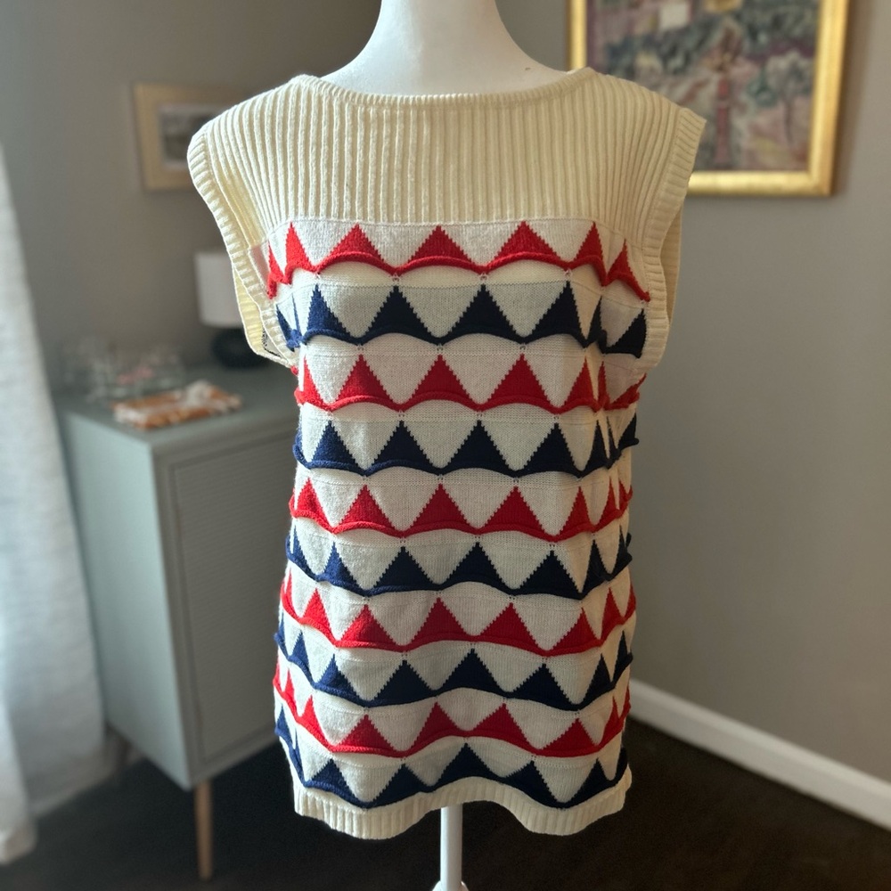 Fun, vintage, Evan Picone knit vest